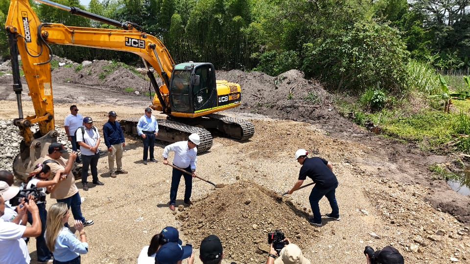 Una avalancha, más que un desastre natural, fue un punto de inflexión que demostró la vulnerabilidad de las comunidades frente a la fuerza implacable de la naturaleza.